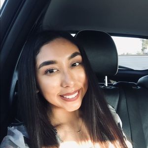 Meet your Posher, Madalyn